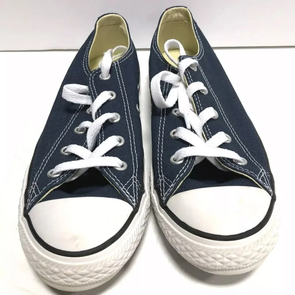 Converse Kids’ Chuck Taylor All Star Lo Top Navy Sneakers, Youth Size 3 M.